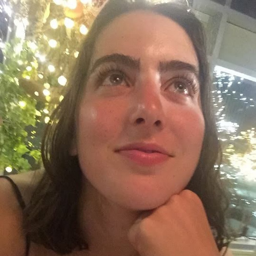 Meet your Posher, Genny